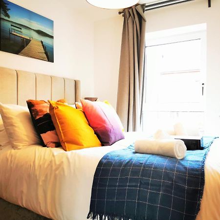 Lovely Holiday Home In Birmingham City Center 3 Bedrooms House By Hf Group المظهر الخارجي الصورة
