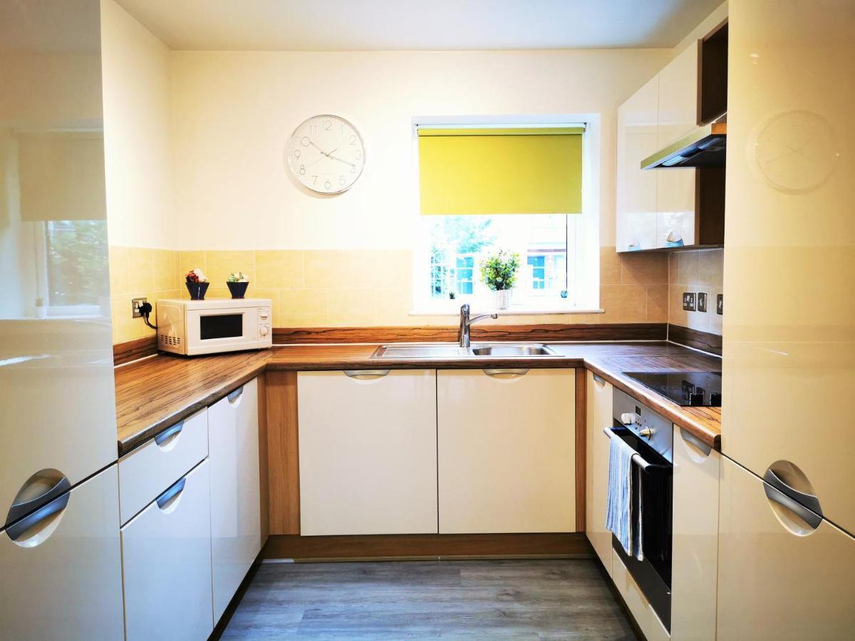 Lovely Holiday Home In Birmingham City Center 3 Bedrooms House By Hf Group المظهر الخارجي الصورة